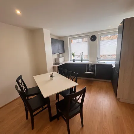 شقة Oneo-plaza-apartments